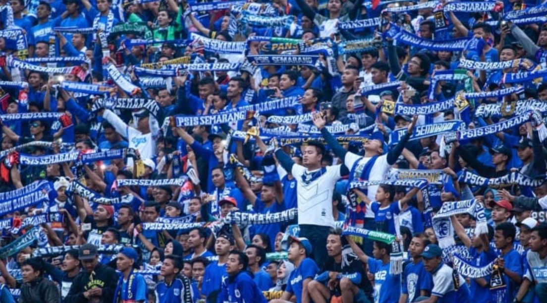 Tekanan dari Suporter dan Kota Semarang