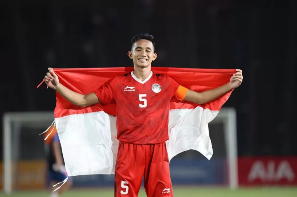 rizky ridho dilirik venezia dan fc como
